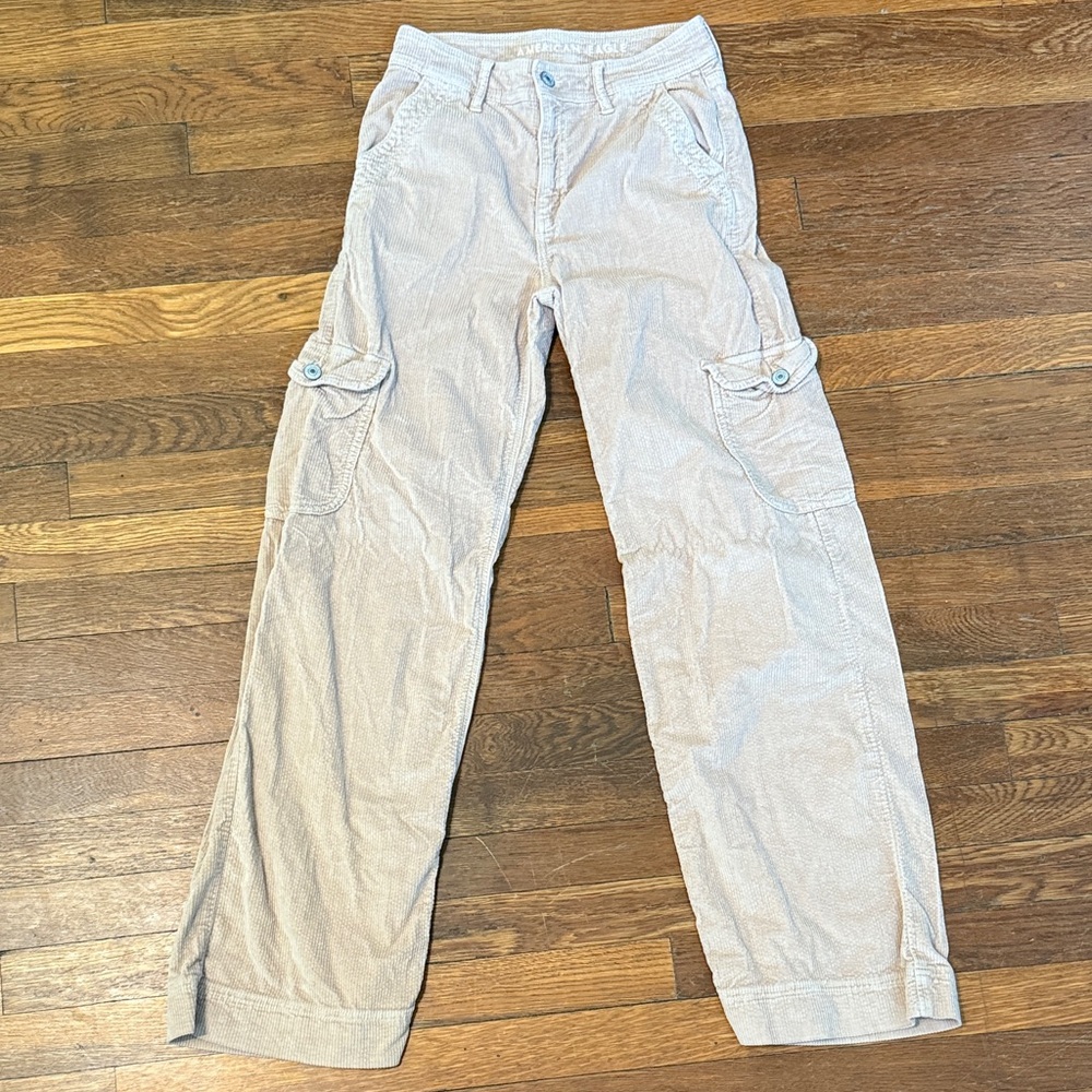 American Eagle Outfitters Tan Cargo Pants